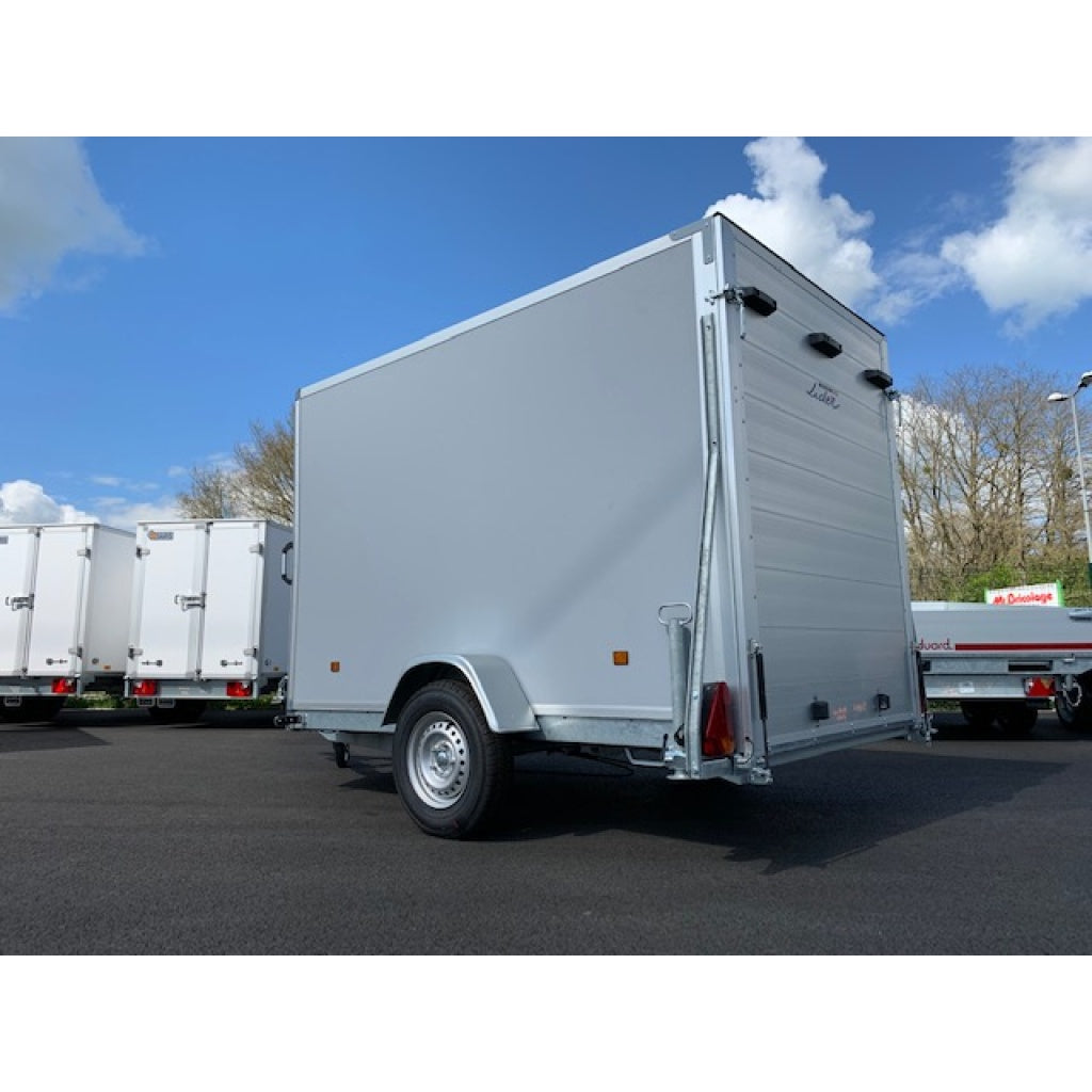 Remolque furgón Lider 42960 – Capacidad 1300 kg.